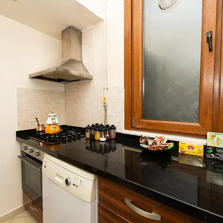 Apartament Kadikoey Bogada 4+1 Full Esyali Daire *