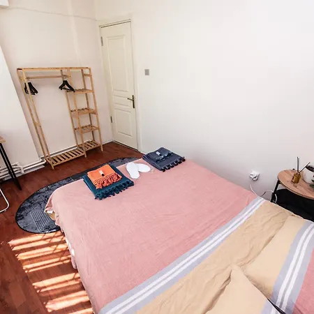 Kadikoey Bogada 4+1 Full Esyali Daire Appartement Istanboel