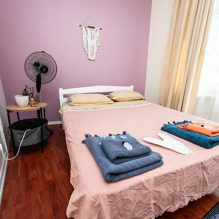 Kadikoey Bogada 4+1 Full Esyali Daire Appartement
