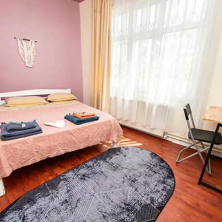Kadikoey Bogada 4+1 Full Esyali Daire Appartement *