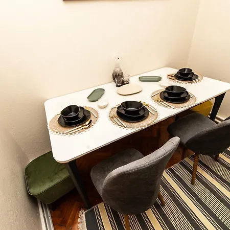Kadikoey Bogada 4+1 Full Esyali Daire Appartement