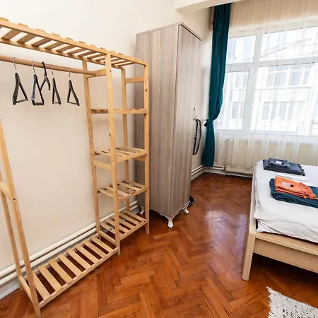 Kadikoey Bogada 4+1 Full Esyali Daire Appartement *